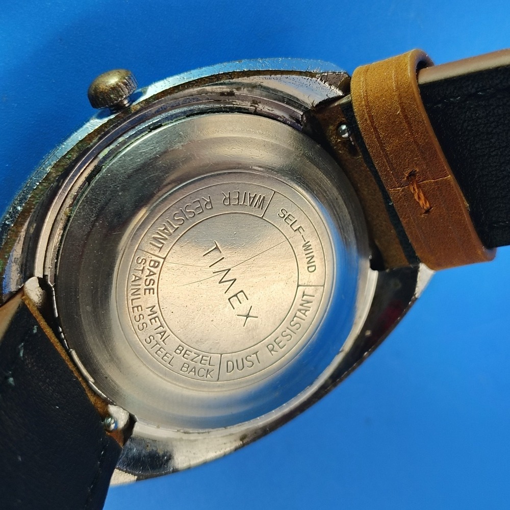 Vintage 1971 Timex Automatic Day Date 39mm Mens Mechanical Watch Leather Strap - Picture 5 of 10